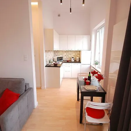 Nowy Wilcza * Varşova